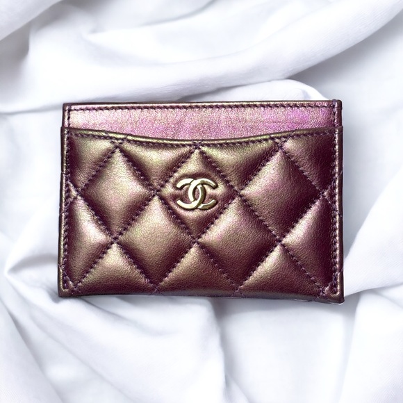 🔥 EUC CHANEL 2020 IRIDESCENT LAMBSKIN QUILTED CARDHOLDER 🔥 - Picture 7 of 13